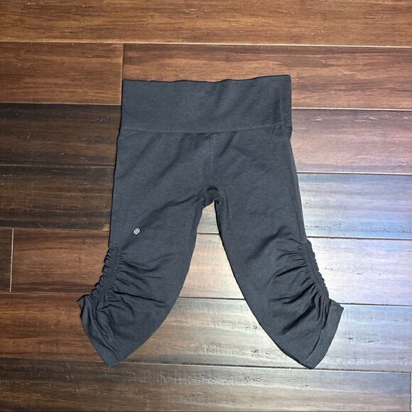 Lululemon Ladies Leggings - Picture 4 of 4